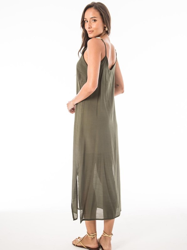 Vestido Reto Com Acessório Nas Alças e Fenda Laterais